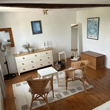 Holiday home Quai Peree